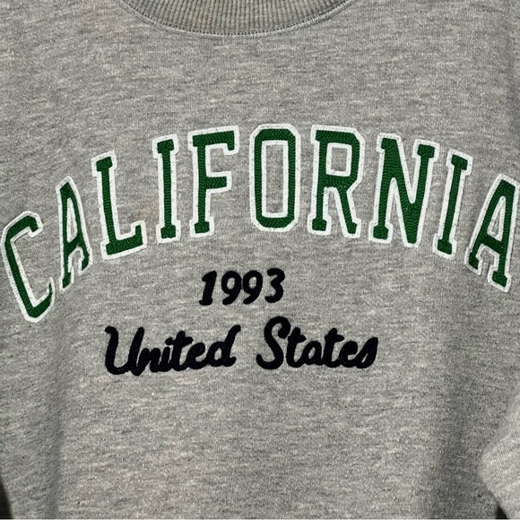 Zara California 1993 United States Grey Crewneck Embroidery Sweatshirt Women's M - Picture 2 of 8